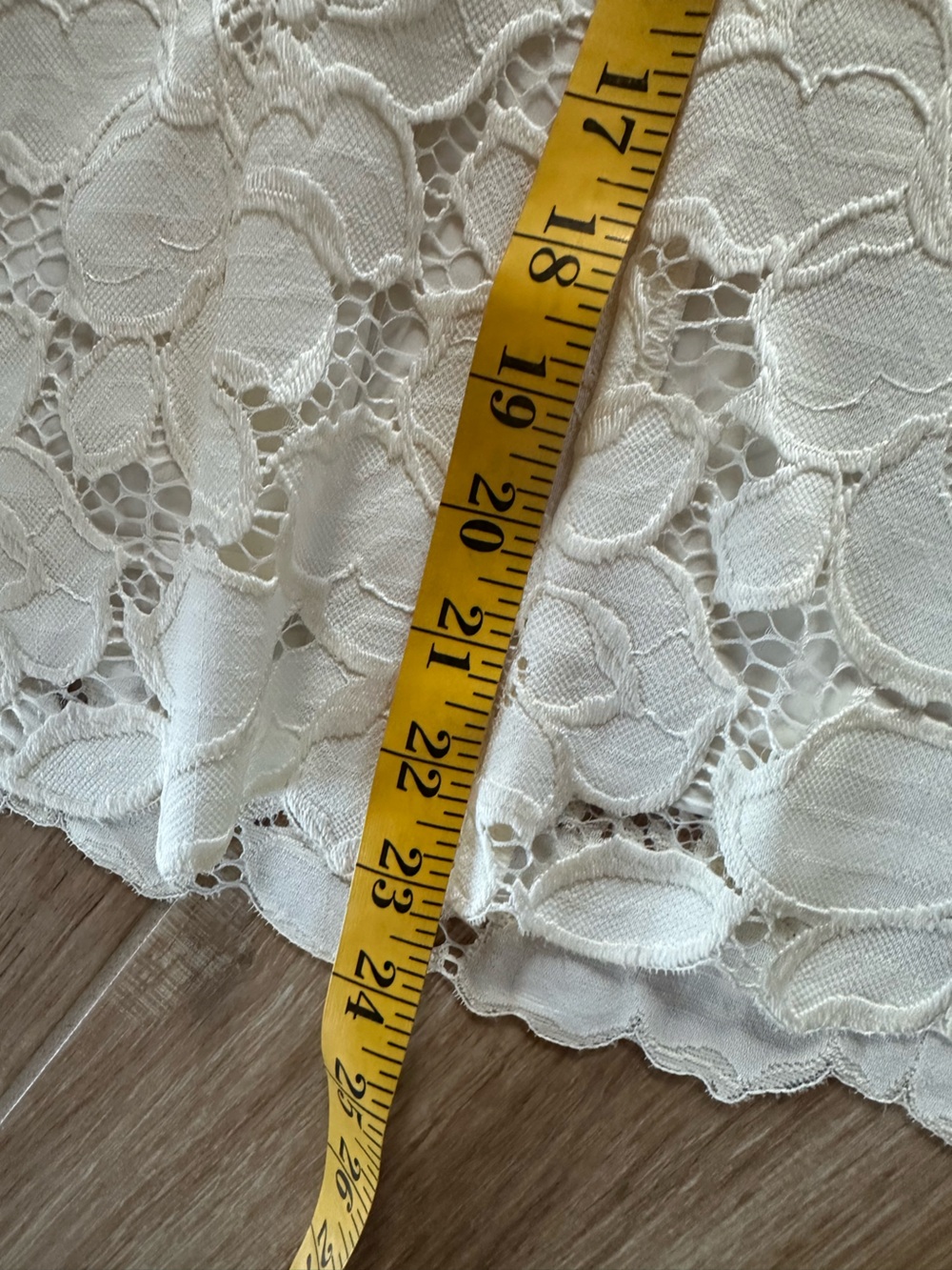 Drew Brent Ivovy Lace  sleeveless ivory floral lace blouse Size Small - Picture 7 of 7